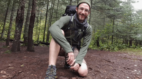 مقتل ممرض أمريكي في احتجاجات مينيابوليس يثير جدلاً حول سياسة الهجرة