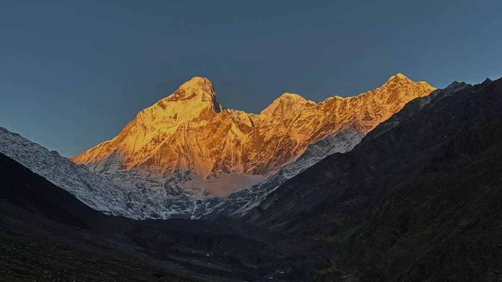 مولد نووي بحجم كرة شاطئية يختفي في أعماق الهيمالايا